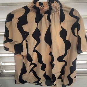 Black and Cream Patterned Blouse ( 0 XL )